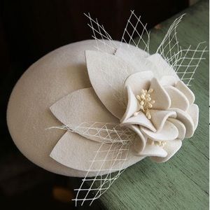 Cream Flower Fascinator